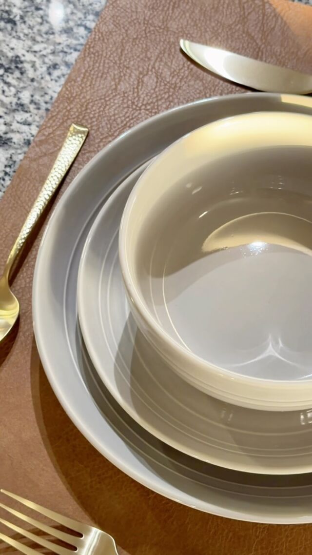 Found this Threshold dinnerware set at @target and couldn’t believe the price!

Flatware @walmart 
Leather placemats @ross 

Comment SHOP below to receive a DM with the link to this post on my LTK ⬇ https://liketk.it/6lFje #targetfinds #dinnerwaresets #homeaffordablefinds #kitchenfinds #ugccreator